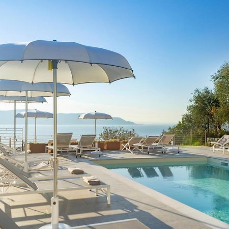 Relais Zenner Aparthotel Toscolano Maderno Exterior foto