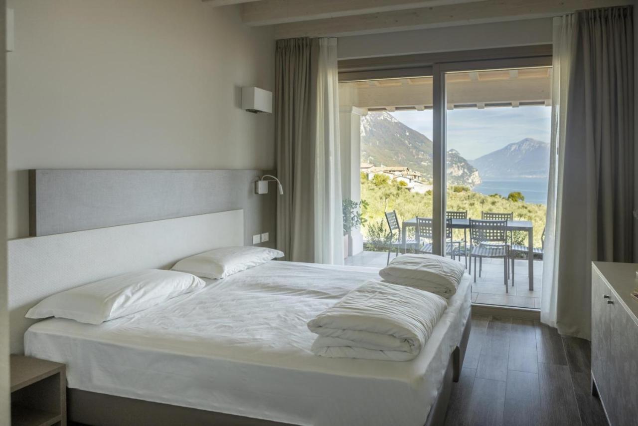 Relais Zenner Aparthotel Toscolano Maderno Exterior foto