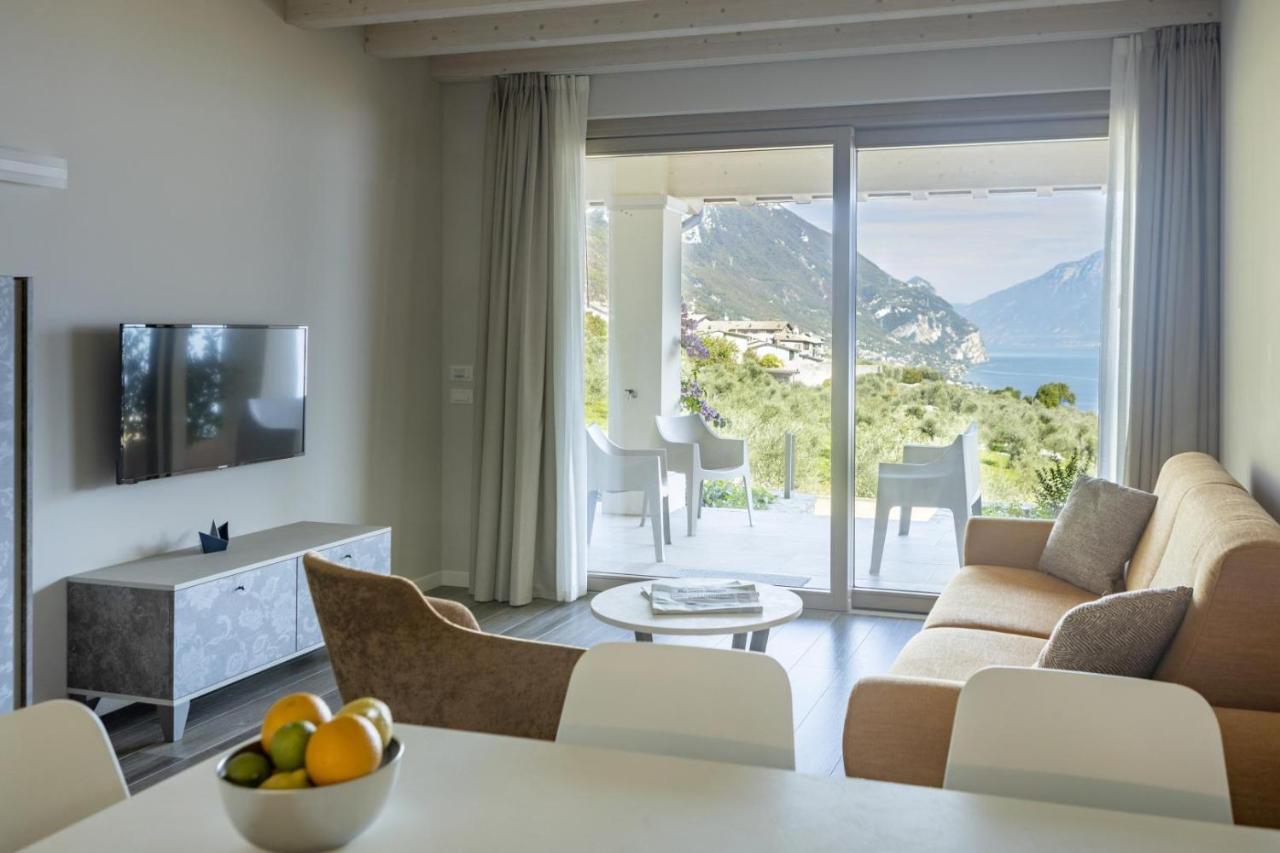 Relais Zenner Aparthotel Toscolano Maderno Exterior foto
